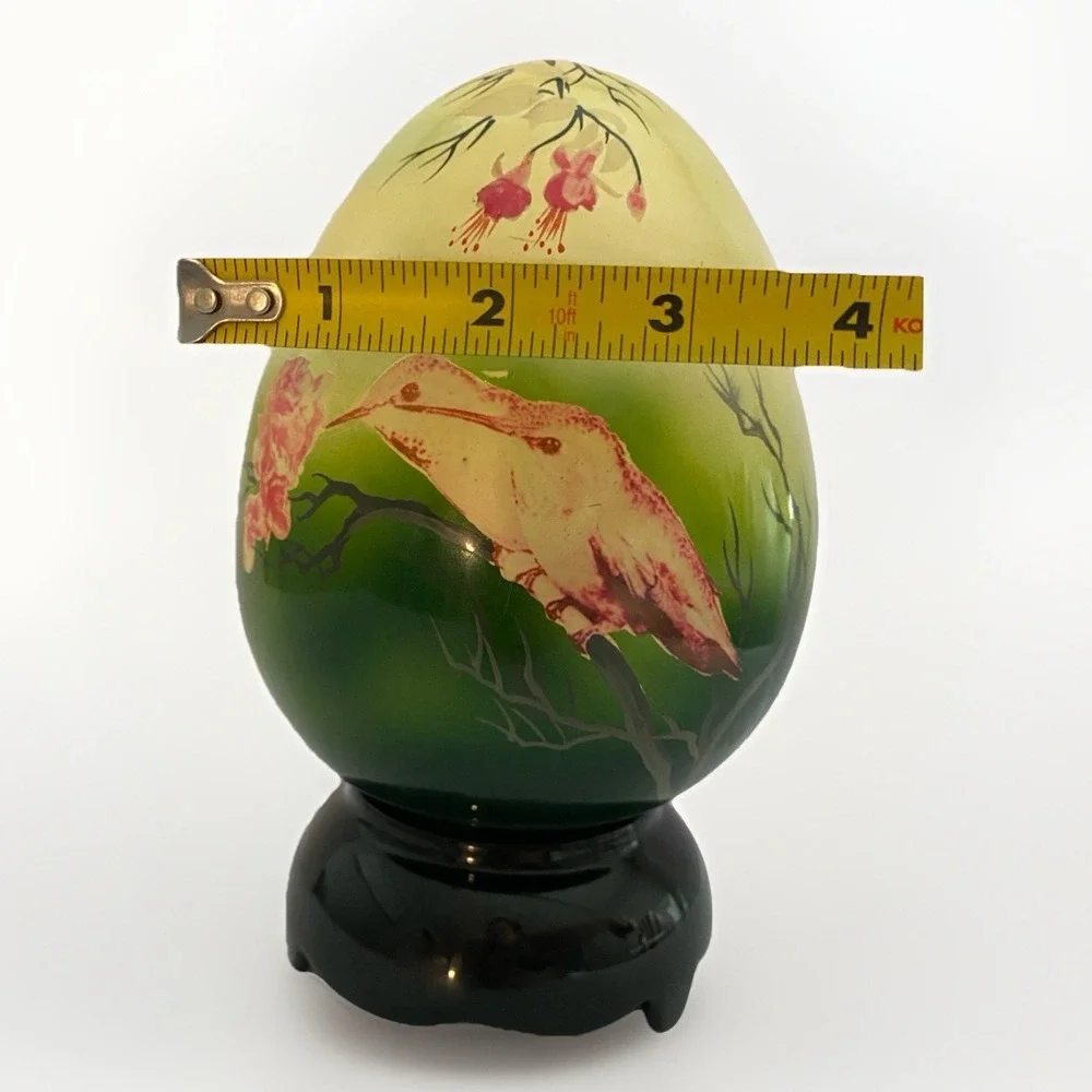 Vintage Vietnamese Hand Painted Lacquerware Egg With Lid‎ And Base